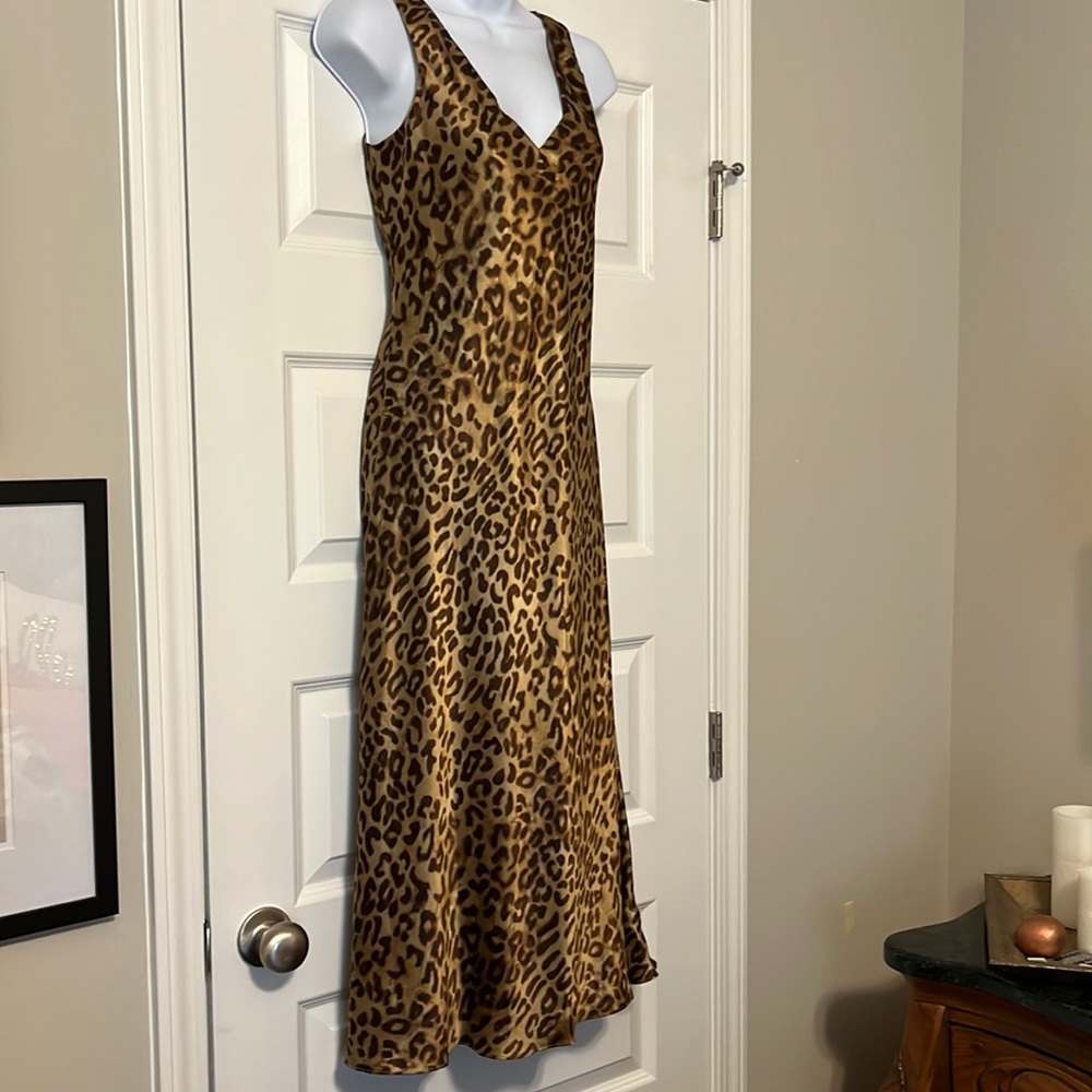Jones New York silk LEOPARD Print size 4 dress